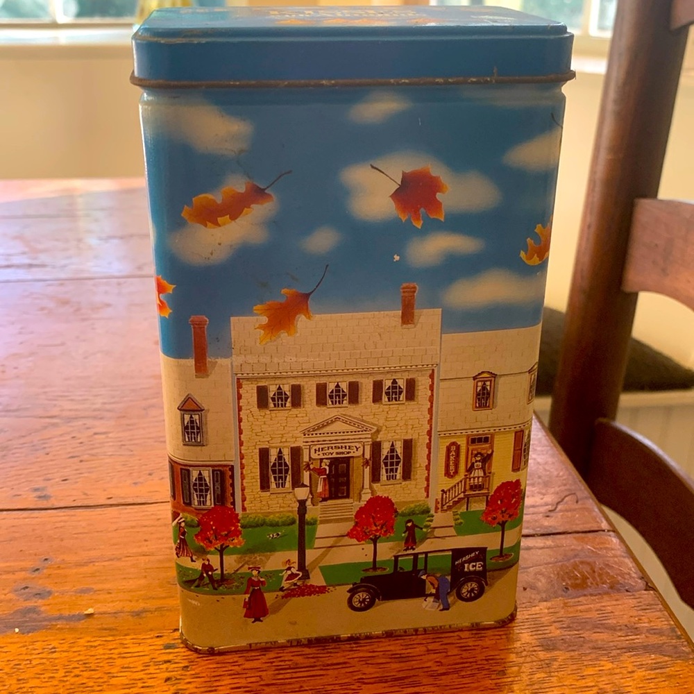 Vintage Hershey’s kisses with almonds tin